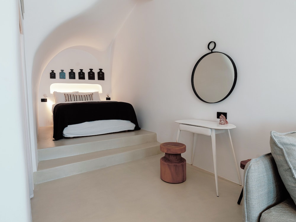 The Artisan's Suite with Hot Tub & Caldera View - Photo 3