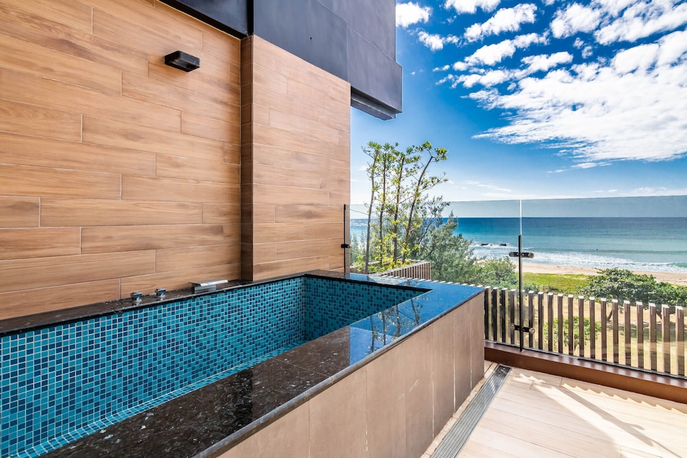 Deluxe Double Room, Sea View - Photo 8