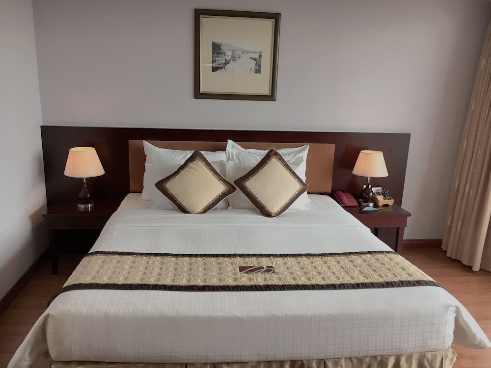 Superior Twin Room, City View - Photo 3