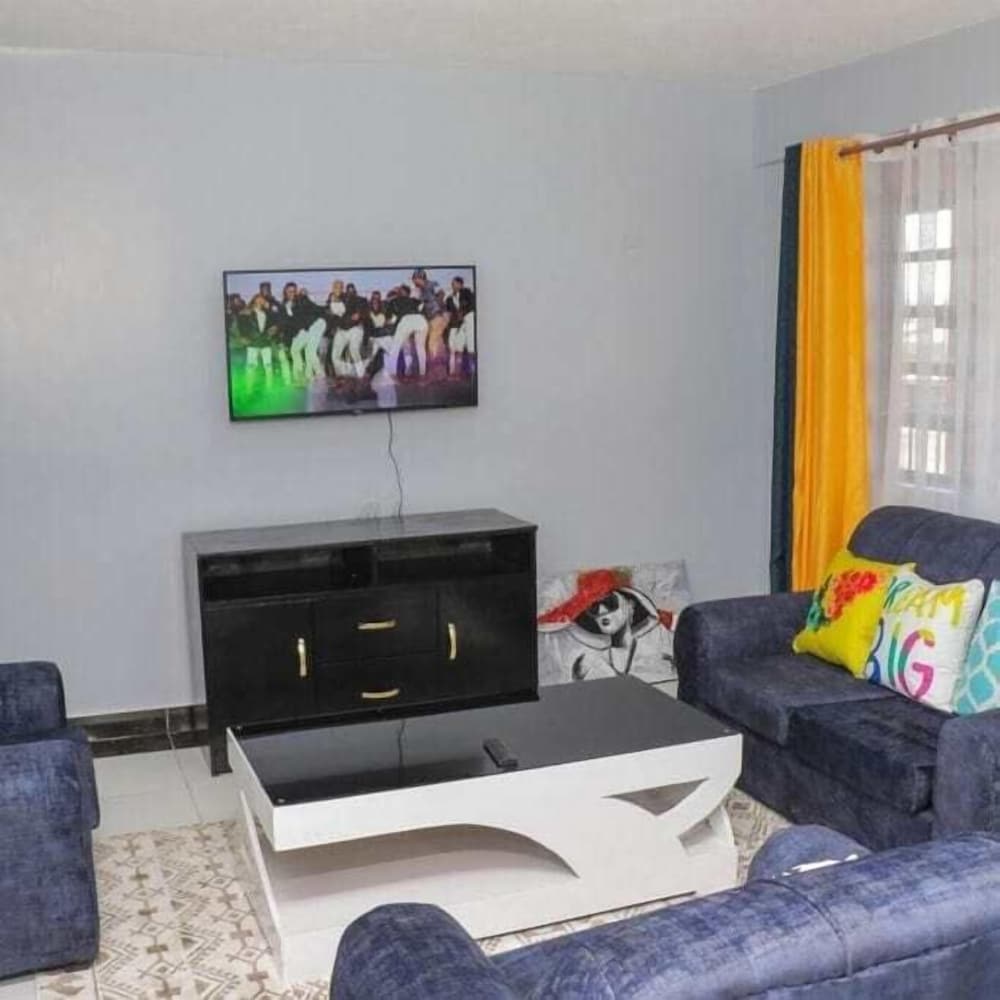Deluxe Apartment photo 2