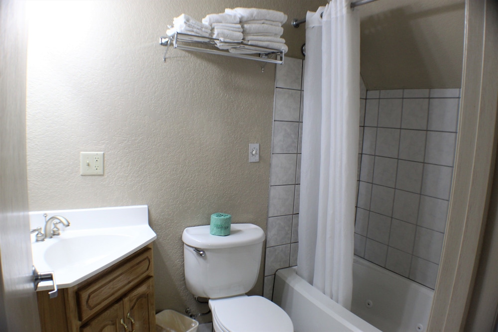 Single Room, 1 Queen Bed - Photo 6