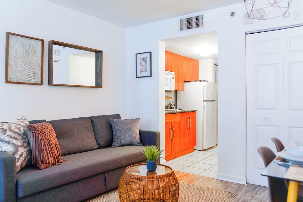 Luxury Studio, 1 Bedroom, City View photo 3