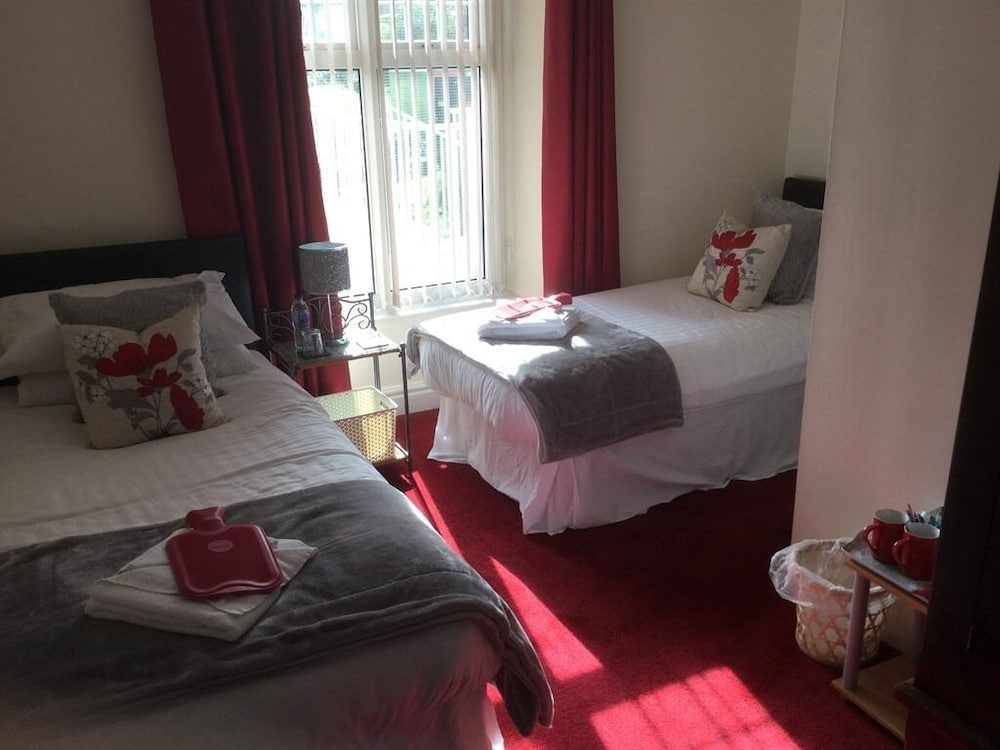 Standard Twin Room, Ensuite