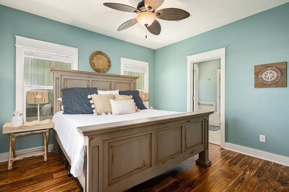 House, 3 Bedrooms photo 2
