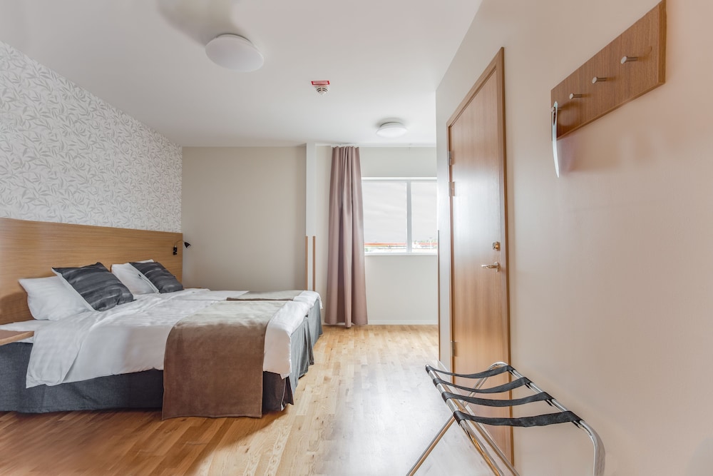 Deluxe Double or Twin Room photo 3