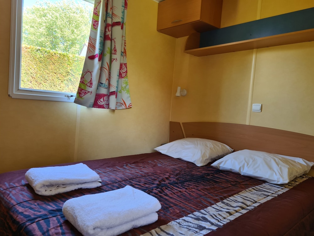 Comfort Mobile Home, 2 Bedrooms, Garden View