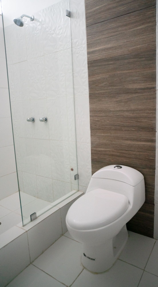 Comfort Room photo 2