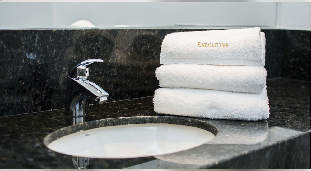 Luxury Single Room