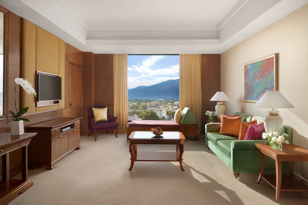 Executive Suite, 1 King Bed - Photo 8
