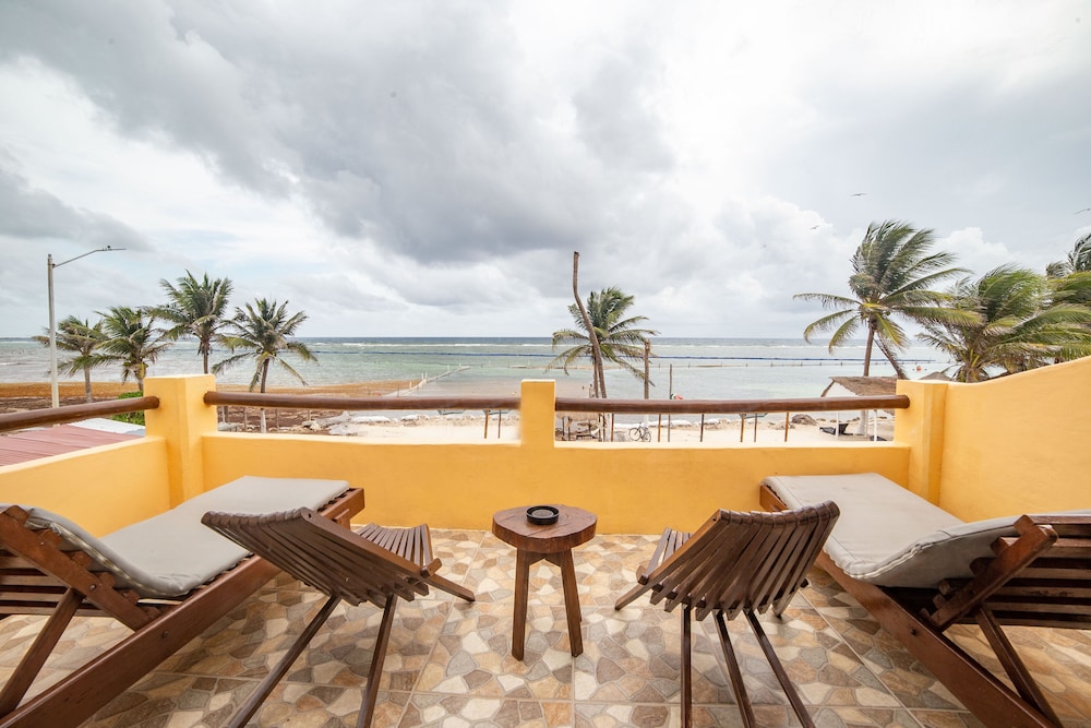 Grand Suite, Non Smoking, Ocean View photo 3