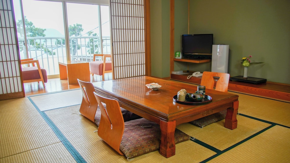 Japanese Style Room for 5 Guests photo 1