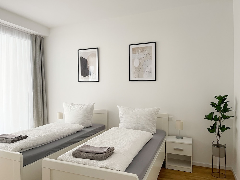 Deluxe Apartment, 2 Bedrooms, Balcony photo 3