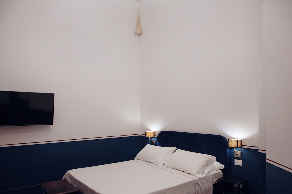 Basic Room, Private Bathroom