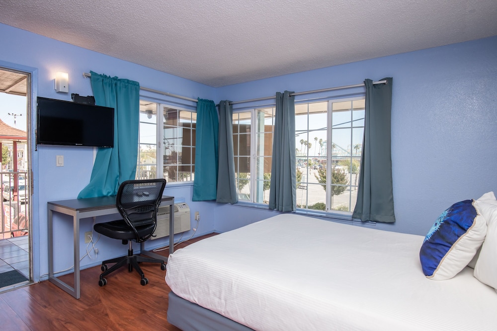 Standard Double Room, 2 Bedrooms, Park View (Kitchenware not included) photo 2