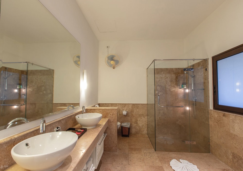 The Pool Residence 4 Bedrooms - Photo 10