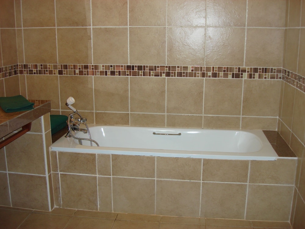 Presidential Suite, 2 Bedrooms, Kitchen photo 3