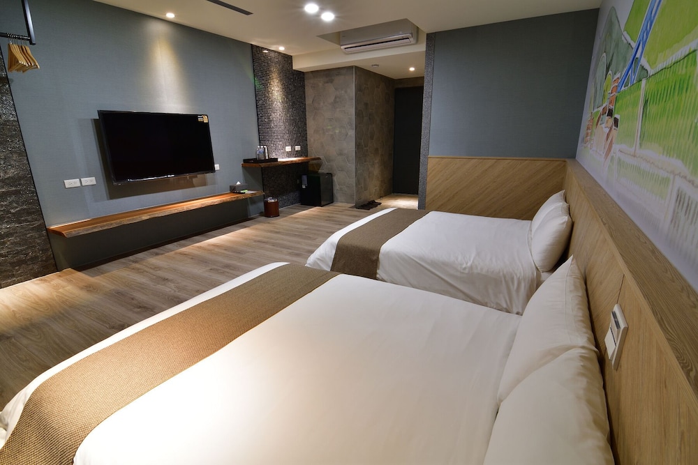 Deluxe Quadruple Room photo 3
