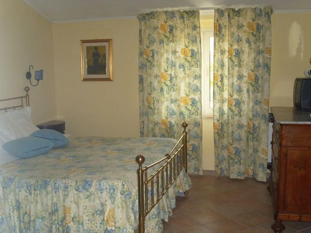 Triple Room, Garden View photo 3
