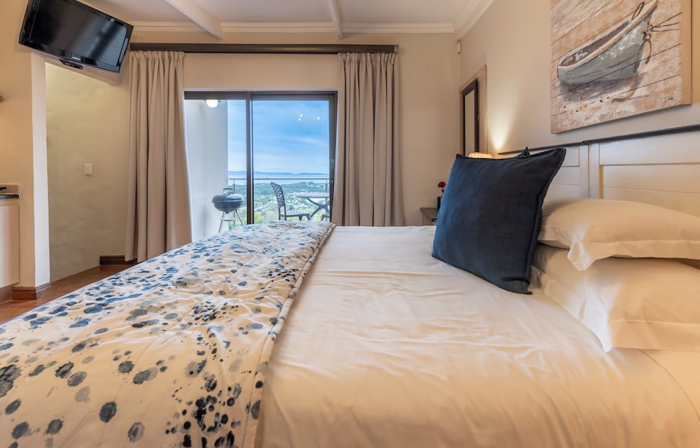 Standard Room photo 2