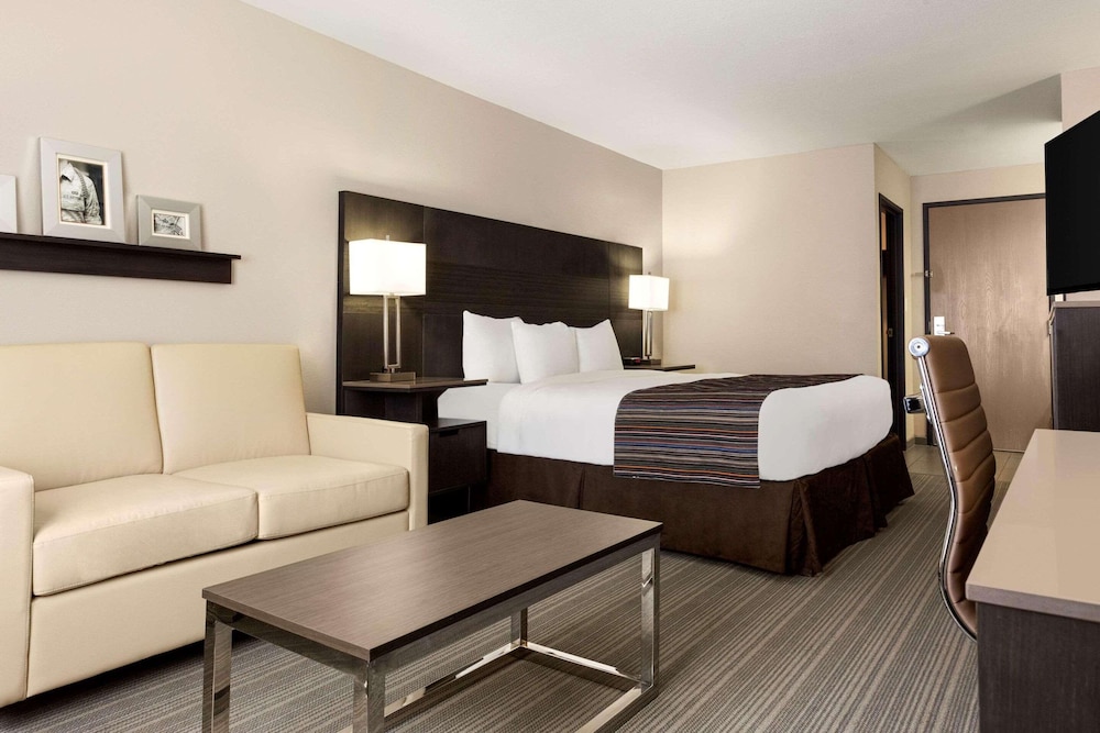 Room, 1 King Bed, Accessible, Non Smoking - Photo 1