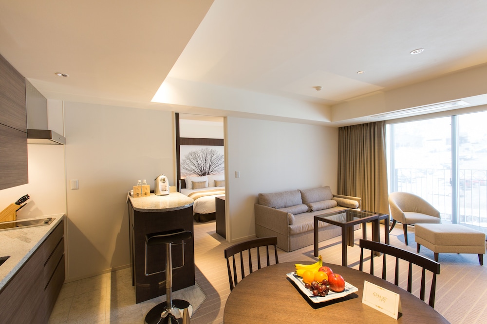 Grand Deluxe Suite - Hirafu View photo 3