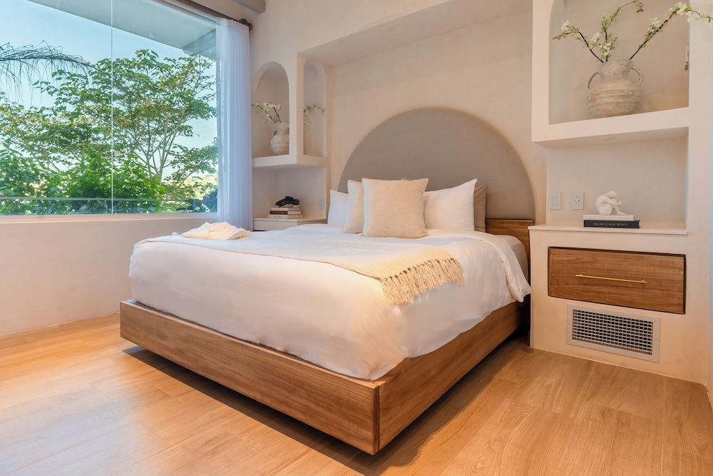 The Residence at Santosha photo 3