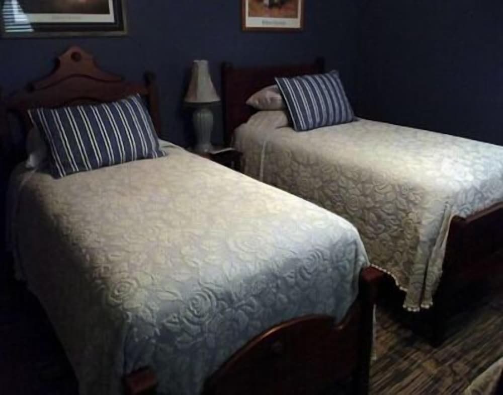 Triple Room, Private Bathroom (Le Colour Bleu) photo 3