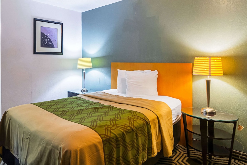 Room, 1 Double Bed, Non Smoking - Photo 10