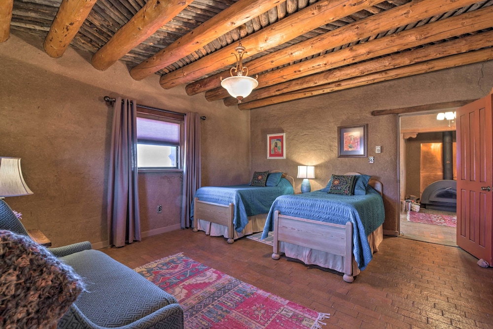 House (3 Bedrooms) photo 2