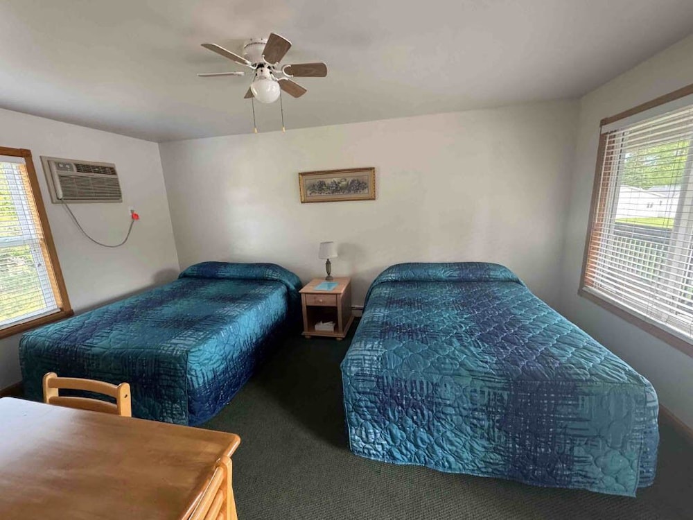 Deluxe Double Room, 2 Queen Beds photo 1