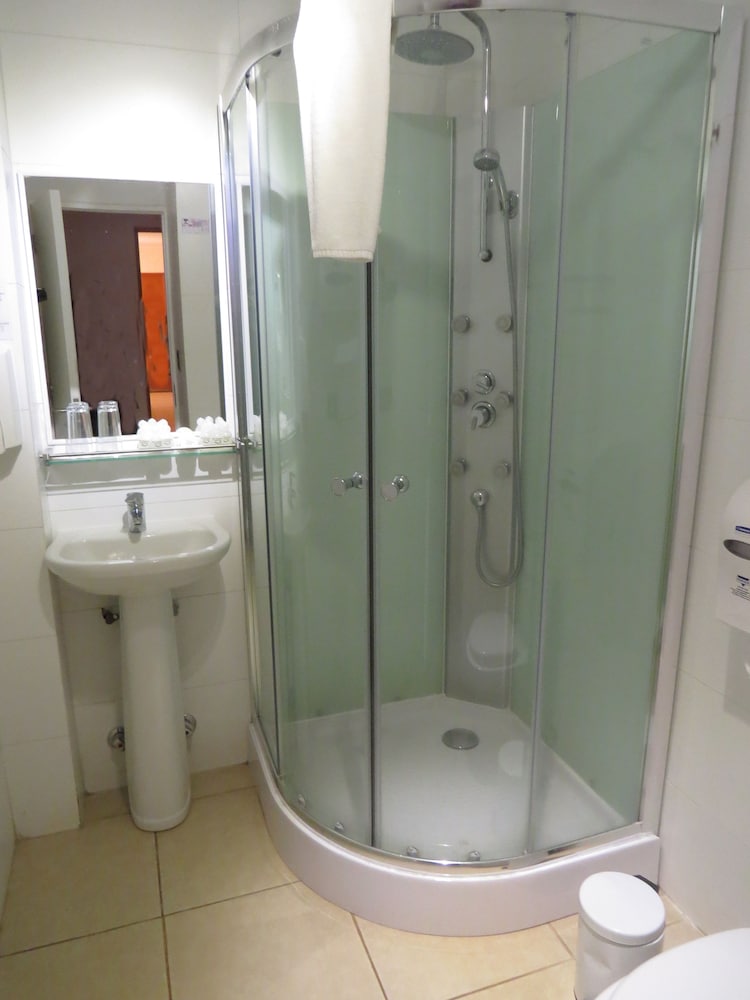 Standard Quadruple Room, 1 Bedroom photo 2