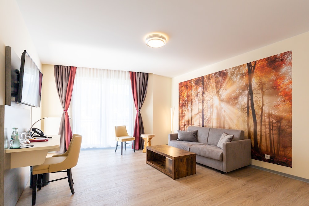 Suite, Mountain View