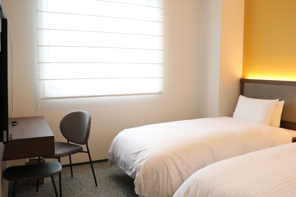 Twin Room - Photo 3