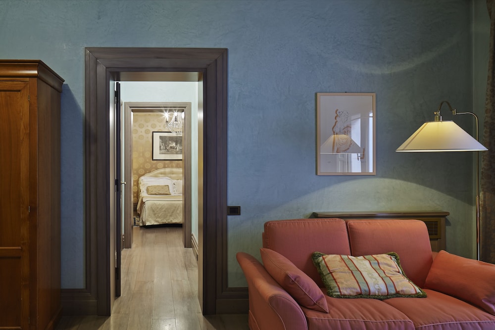 Classic Suite - Photo 1