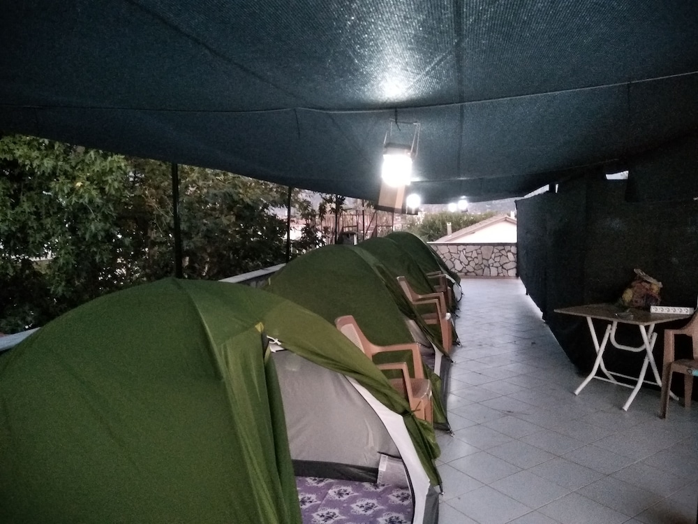 Basic Tent photo 3