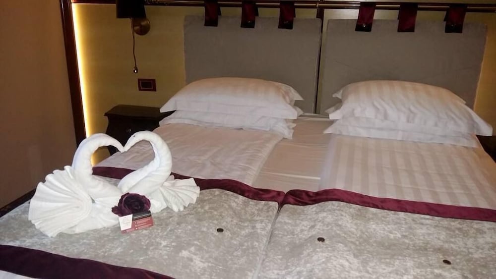Deluxe Twin Room, Garden View photo 3