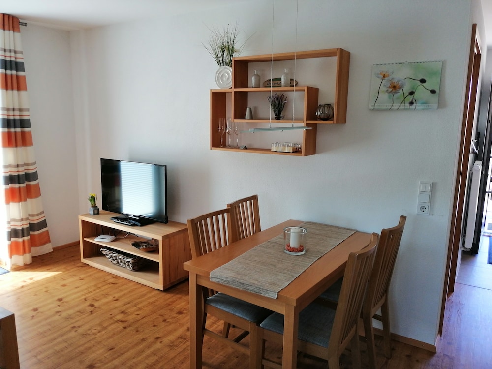 Family Apartment, 2 Bedrooms, Balcony ("4er") photo 2