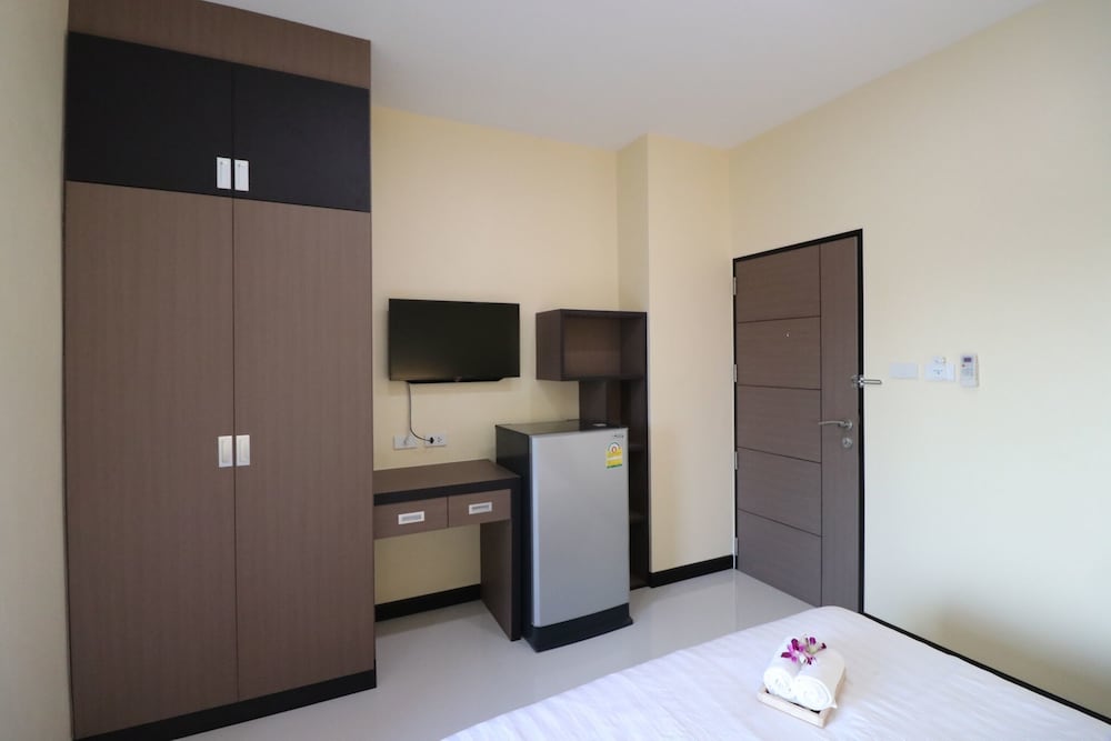 Standard Room photo 2