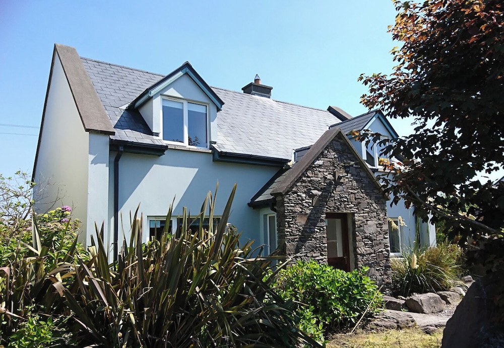 Waterville Holiday Home No. 10, 4 bedroom - Sleep 8