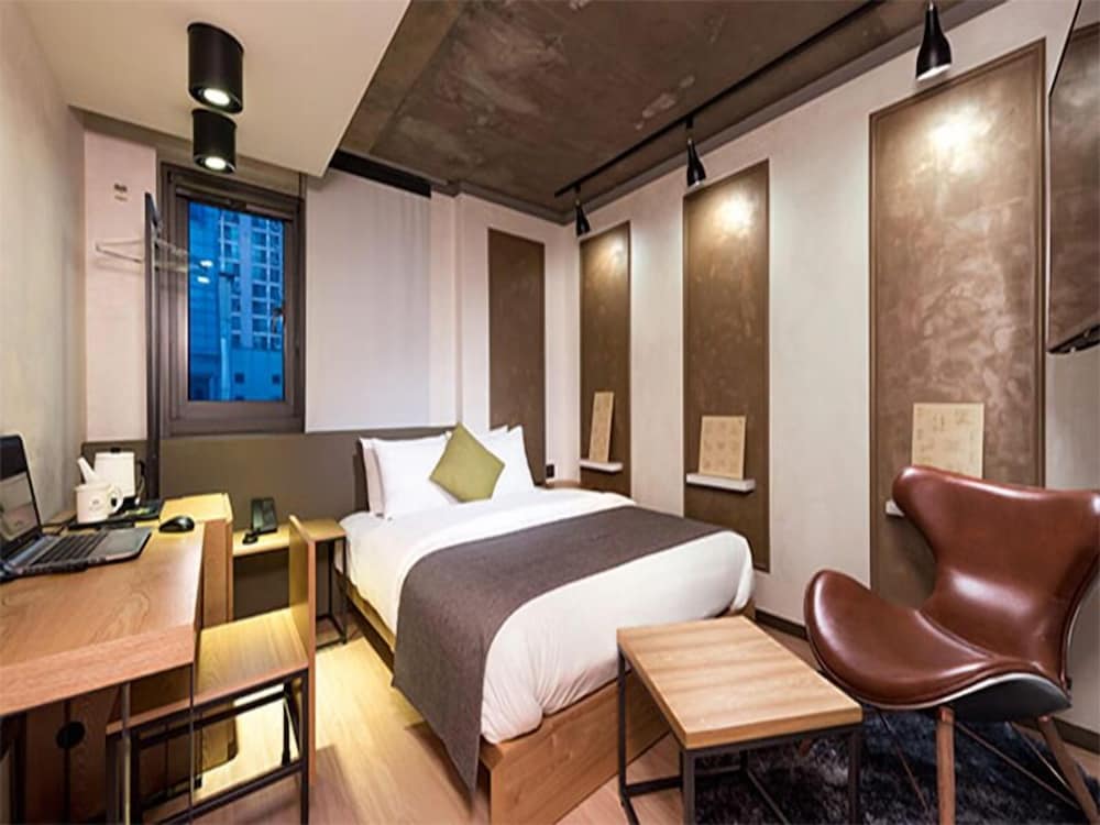 Standard Room for 1 Person