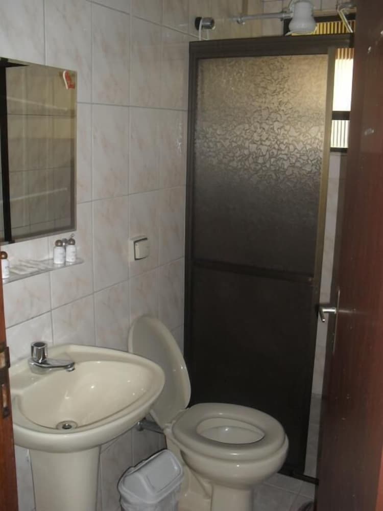 Standard Room - Photo 2