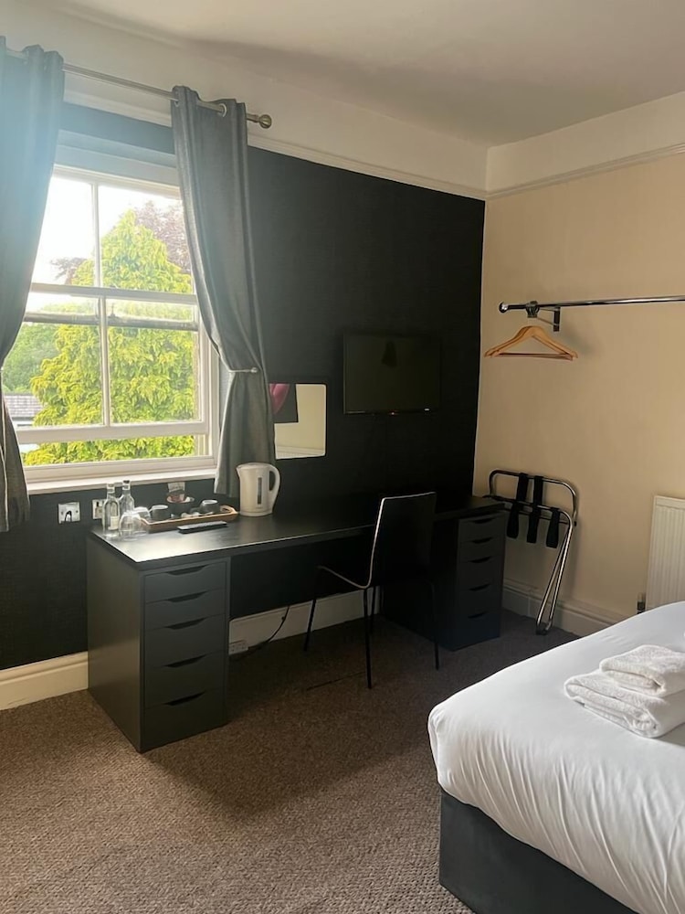 Basic Double Room photo 3