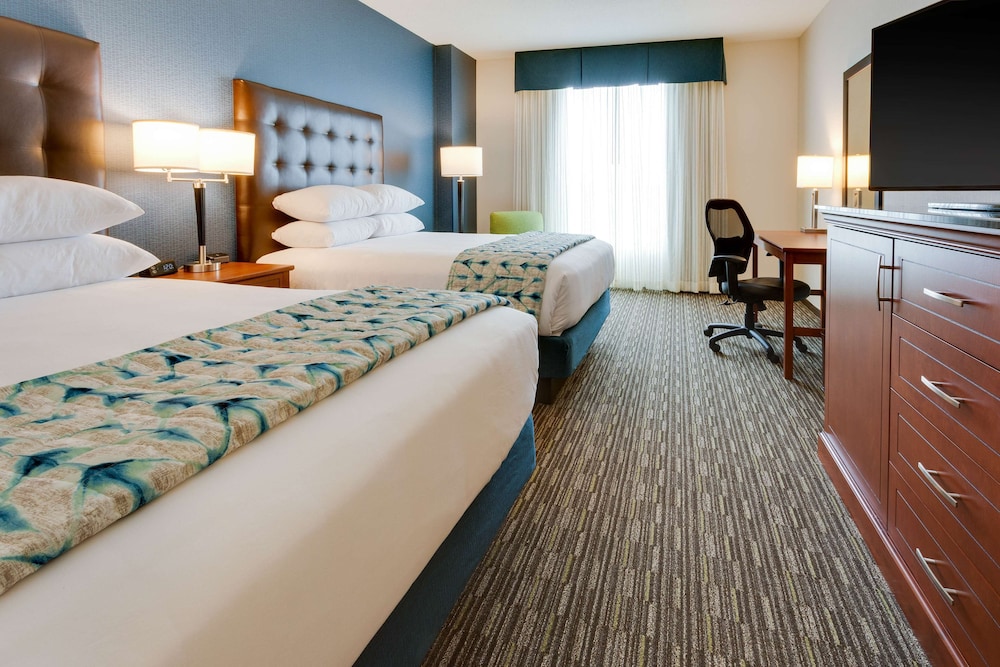 Deluxe Room, 2 Queen Beds, Refrigerator & Microwave (Upper Floor)
