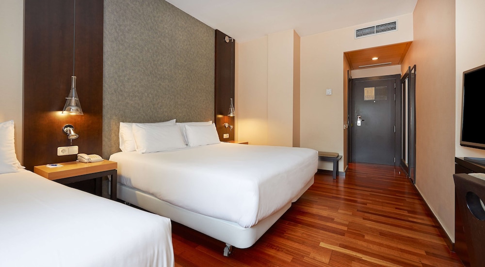 Standard Triple Room (Fair) thumbnail 5