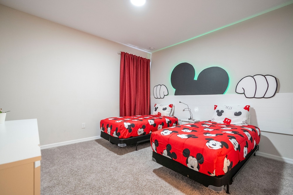5BR Modern Luxury Disney Villa With Game Room Pool Spa, Billede 19