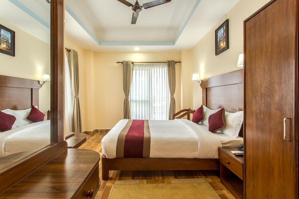 Deluxe Double Room, Balcony - Photo 1