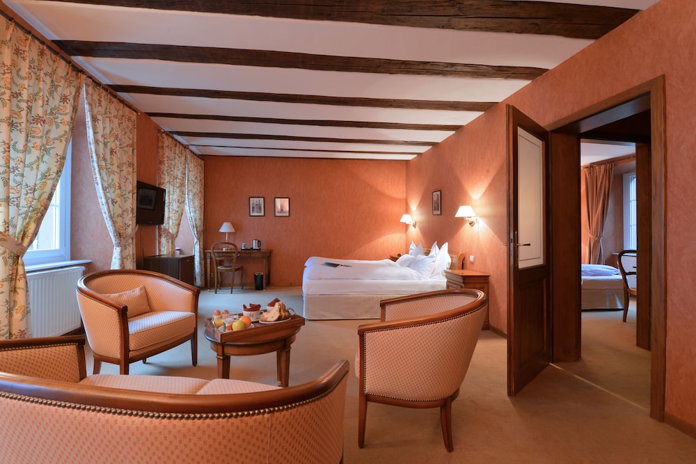 Suite (For 3 or 4 people) photo 2