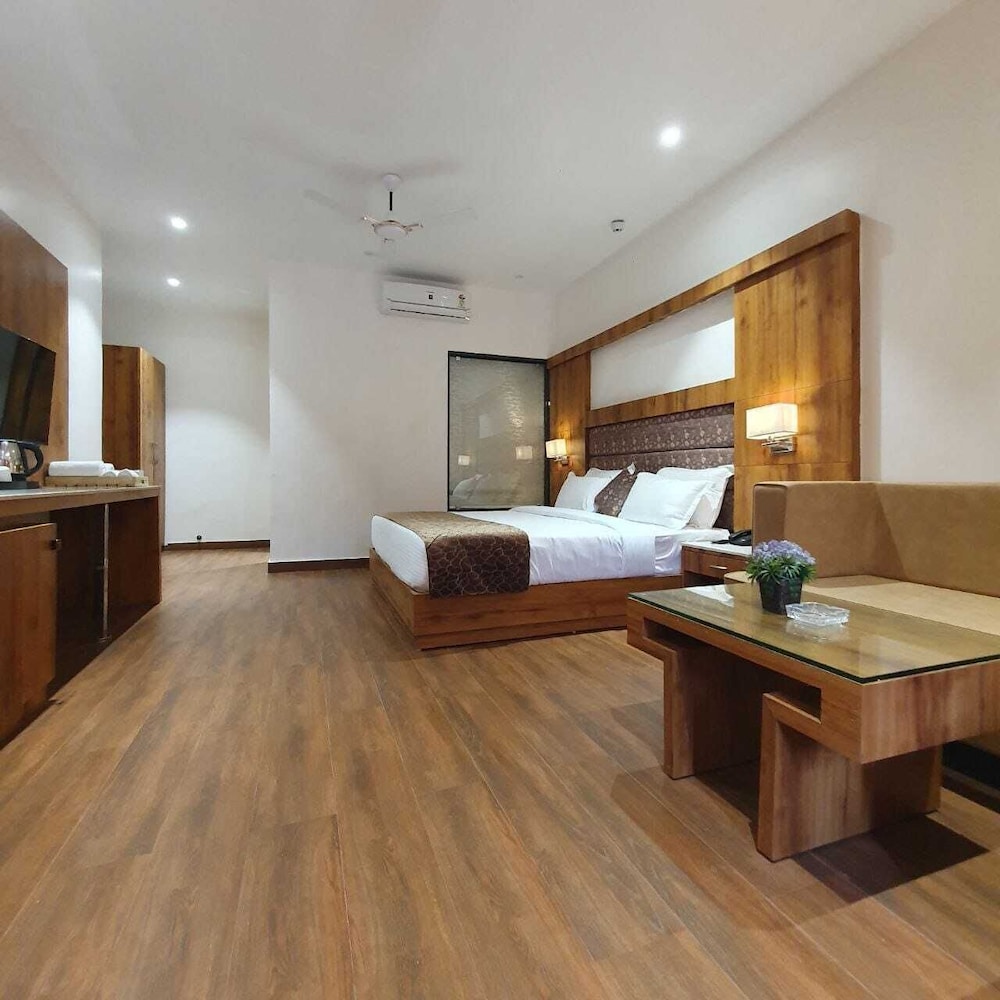 Oralia Garden View - Photo 3