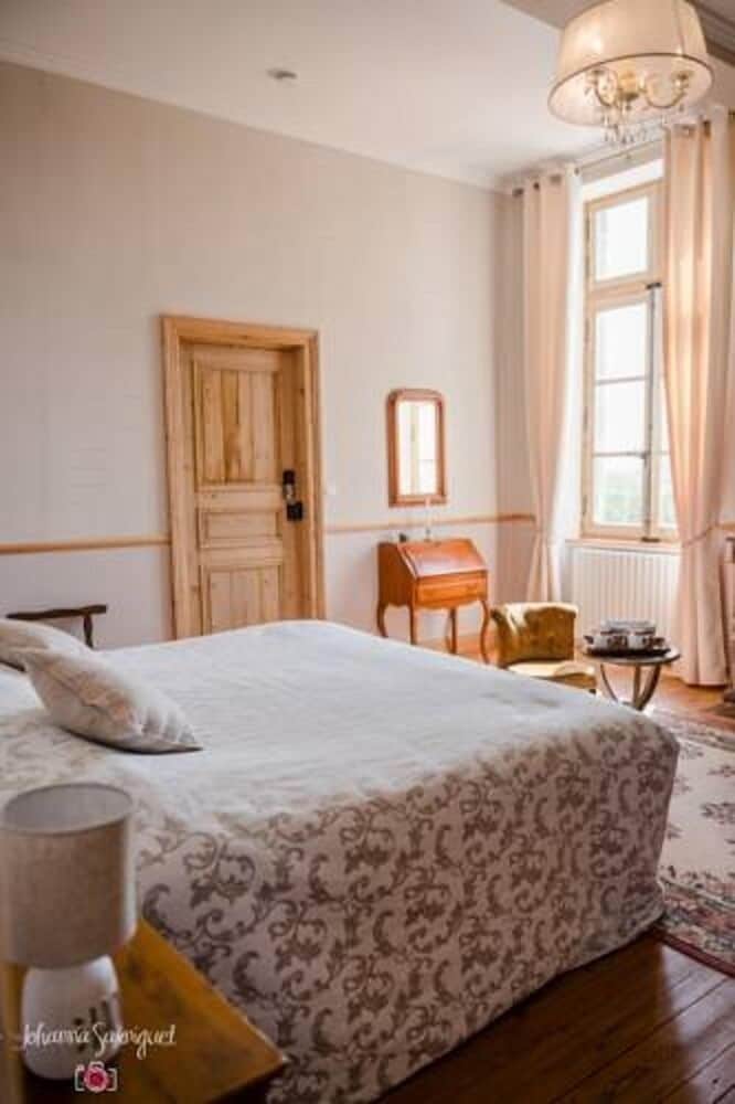 Deluxe Double Room (Montesquieu)