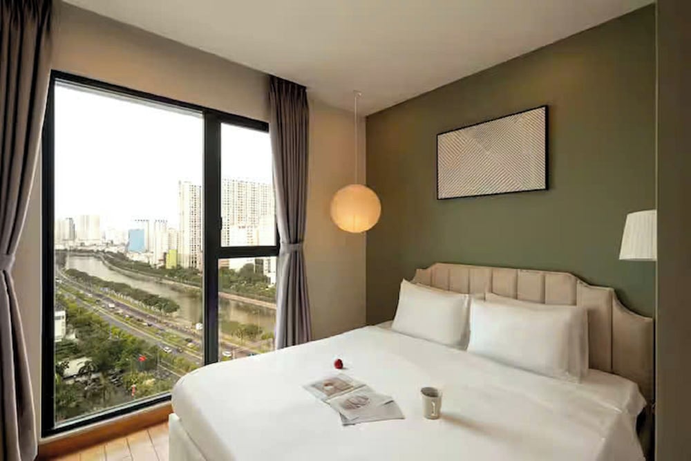 Presidential Suite, 2 Bedrooms, Club Lounge Access, City View photo 3